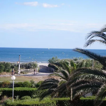 Διαμέρισμα 1 Bedroom For 4 *
